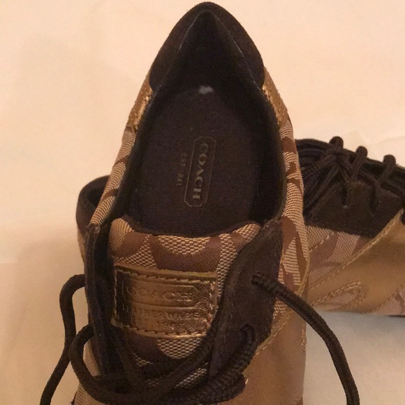 Shoes - Picture 2 of 3